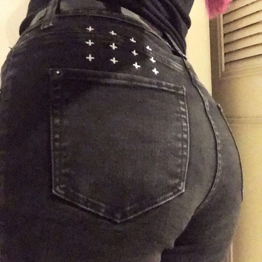 Black Mid Rise Ksubi Jeans Size 29”